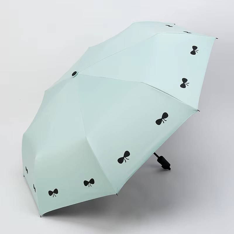 Niedlicher faltbarer Regenschirm mit Schleifendruck